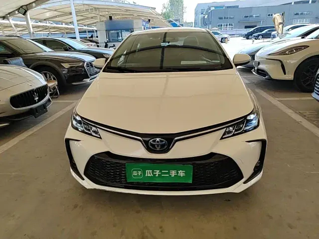 Toyota Corolla — Фото автомобиля 2