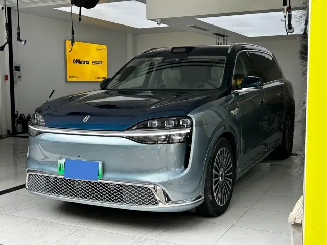 Aito M9 — Фото автомобиля 3