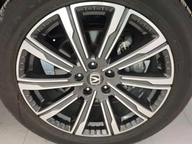 Changan CS75 Plus — Фото автомобиля 11