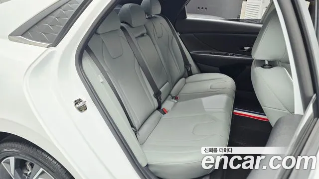 Hyundai AVANTE Новый Avante (CN7) — Фото автомобиля 11