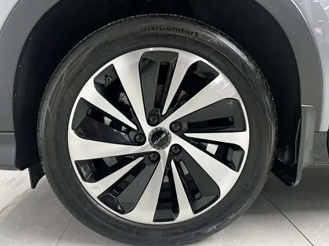 BYD Song PLUS — Фото автомобиля 17