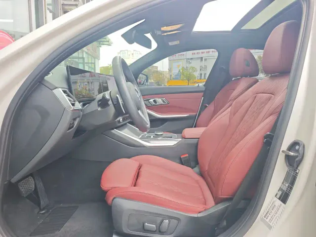 BMW 3 Series — Фото автомобиля 14