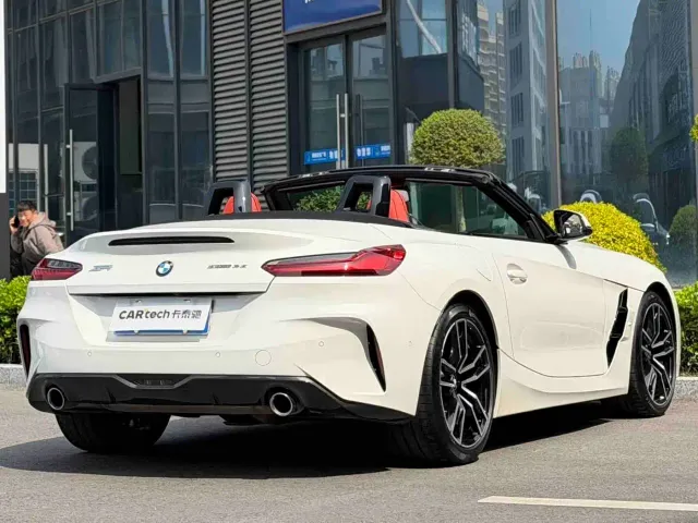 BMW Z4 — Фото автомобиля 3