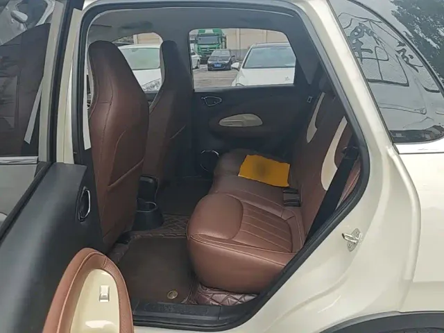 Wuling Bingo — Фото автомобиля 16