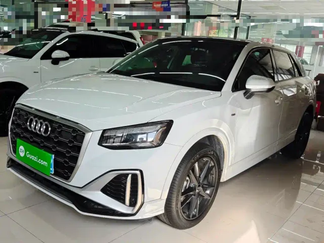 Фотография автомобиля — Audi Q2L