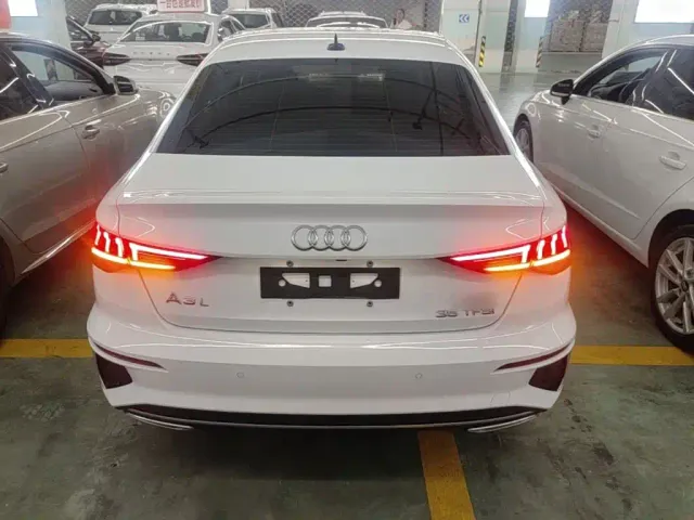 Audi A3 — Фото автомобиля 5