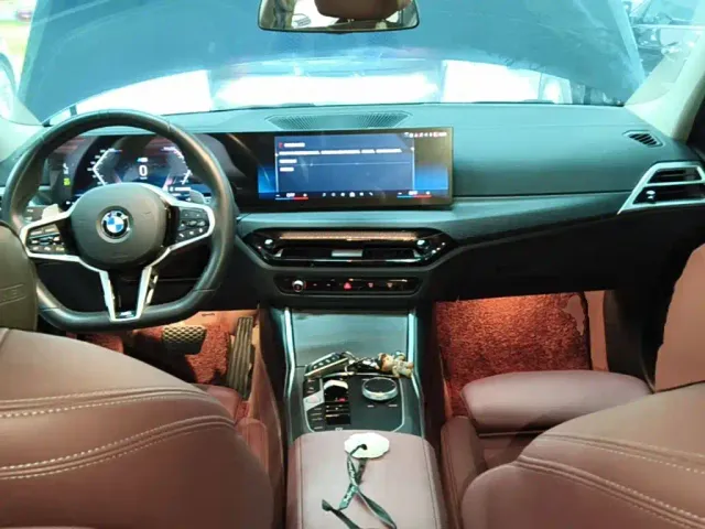 BMW 3 Series — Фото автомобиля 9