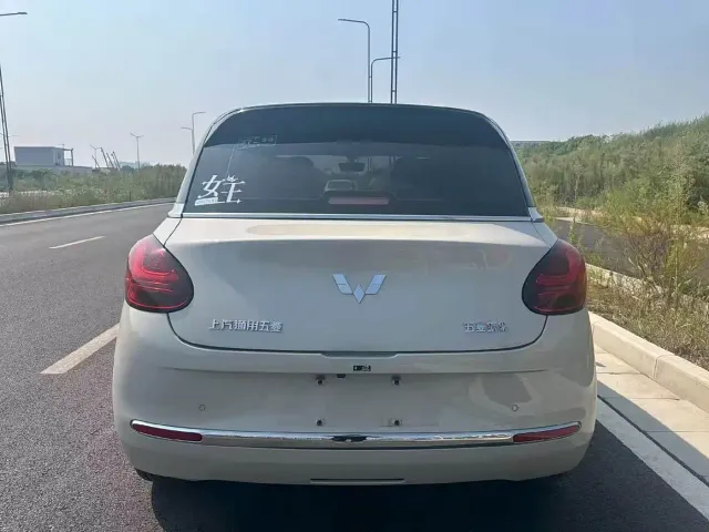 Wuling Bingo — Фото автомобиля 8