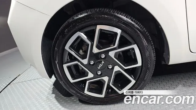 Kia RAY Новый Kia Ray Signature — Фото автомобиля 5