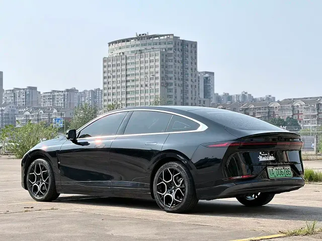 Changan Qiyuan A07 — Фото автомобиля 5