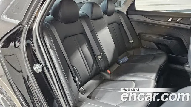 Kia K5 Новый K5 3 поколение 2.0 LPi(Для проката) — Фото автомобиля 11