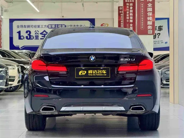 BMW 5 Series — Фото автомобиля 4