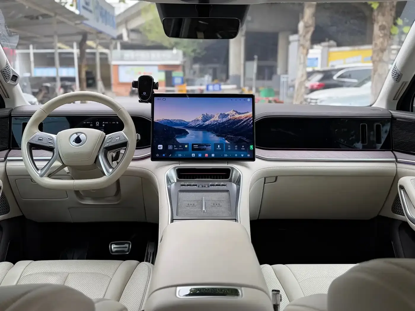 Denza Denza N9 2025 Model Prestige Edition — Фото автомобиля 17