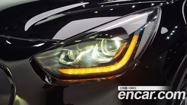 Kia Niro Niro Plus Air — Фото автомобиля 22