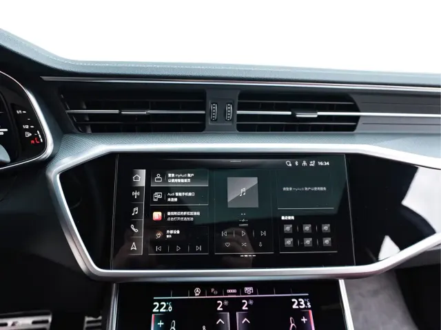 Audi A7L — Фото автомобиля 19