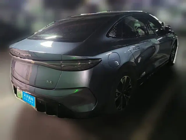 BYD Seal — Фото автомобиля 2
