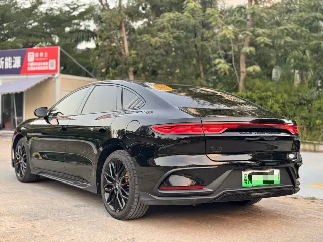 BYD Han — Фото автомобиля 17