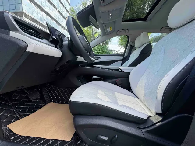 BYD Seal 05 DM-i — Фото автомобиля 4