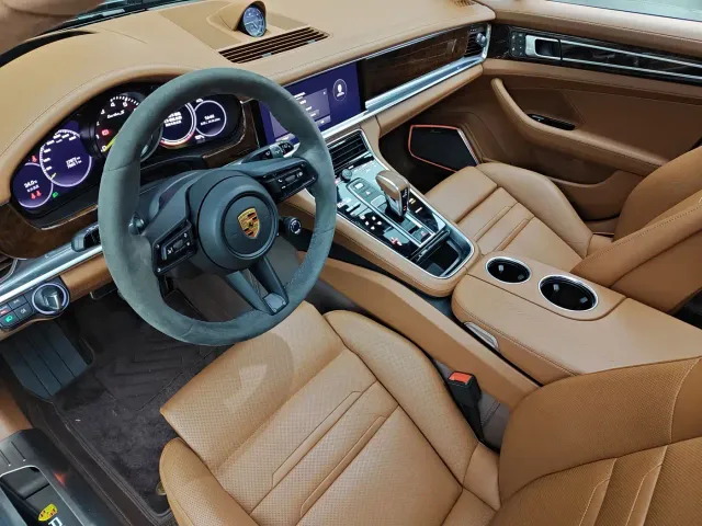 Porsche Panamera — Фото автомобиля 4