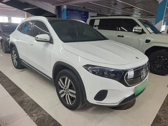 Mercedes-Benz EQA — Фото автомобиля 21