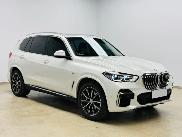 BMW X5 — Фото автомобиля 3