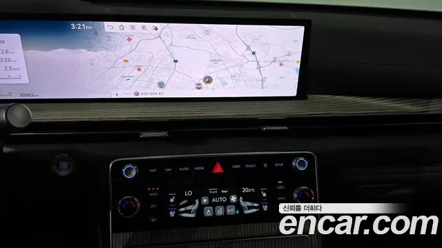 Genesis GV80 — Фото автомобиля 18