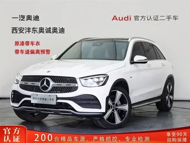 Фотография автомобиля — Mercedes-Benz GLC-Class