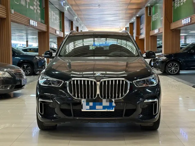 BMW X5 — Фото автомобиля 2