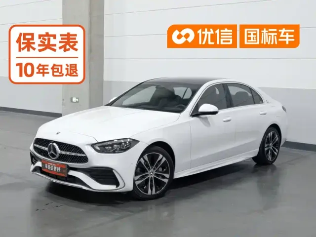 Фотография автомобиля — Mercedes-Benz C-Class