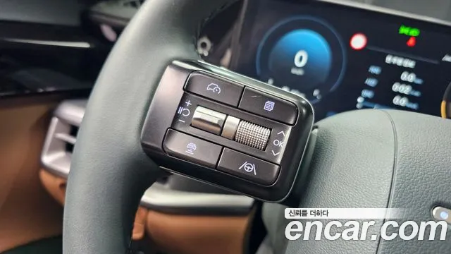 Hyundai Grandeur Grandeur (GN7) 2.5 Бензин 2WD — Фото автомобиля 11