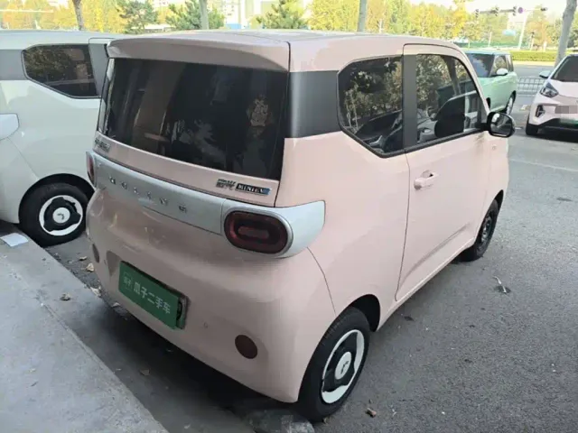Wuling Hongguang Mini EV — Фото автомобиля 6