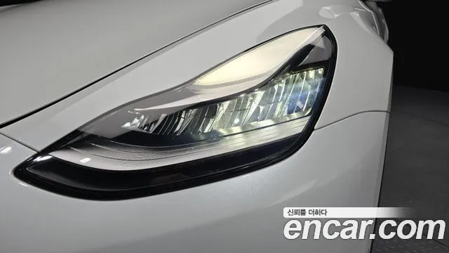 Tesla Model Y — Фото автомобиля 7