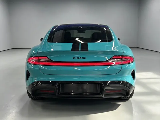 Xiaomi SU7 — Фото автомобиля 8
