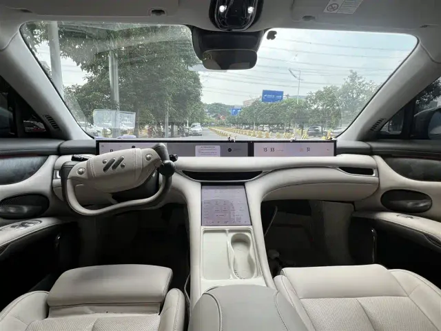 IM Motors LS6 — Фото автомобиля 5