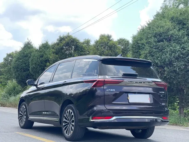 Wuling Victory — Фото автомобиля 5