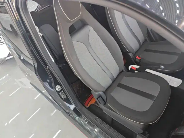 Wuling Hongguang Mini EV — Фото автомобиля 24