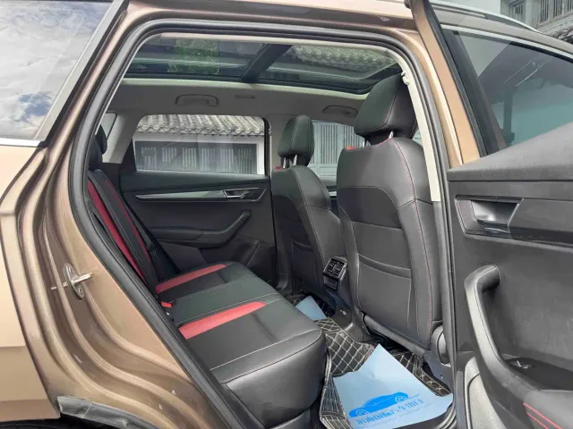 Skoda Karoq — Фото автомобиля 9