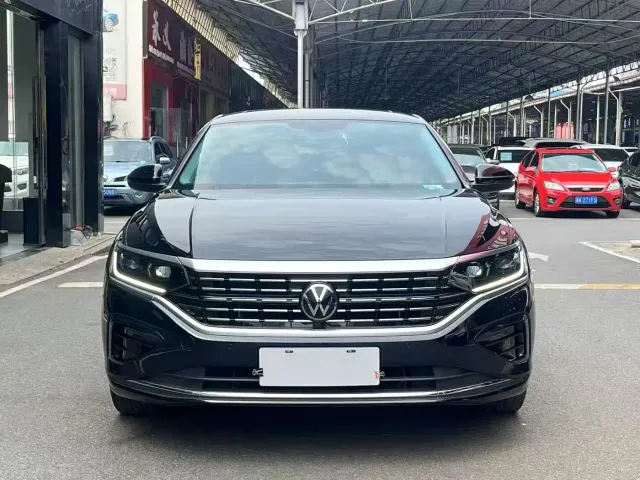 Фотография автомобиля — Volkswagen Passat
