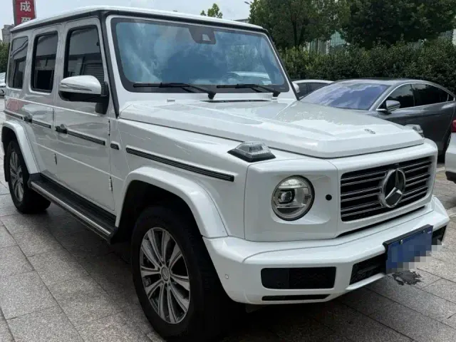 Mercedes-Benz G-Class — Фото автомобиля 2