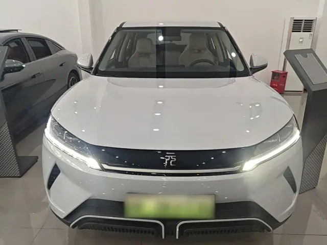 BYD Yuan UP — Фото автомобиля 2