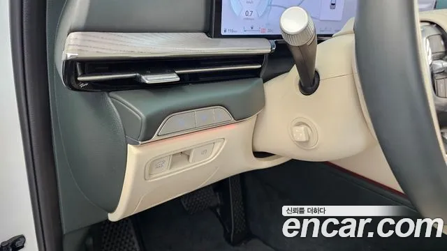 Genesis GV80 — Фото автомобиля 28