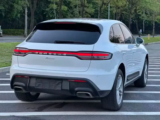 Porsche Macan — Фото автомобиля 15