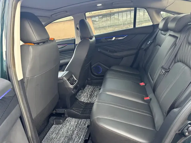 Dongfeng Yixuan MAX — Фото автомобиля 6
