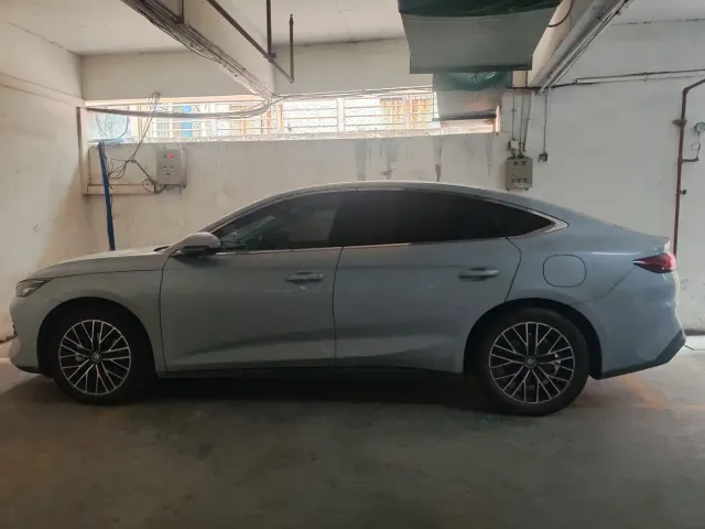BYD Qin L — Фото автомобиля 2
