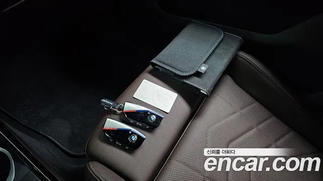 BMW iX1 U11 — Фото автомобиля 14