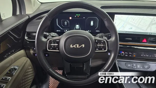Kia Canival — Фото автомобиля 13