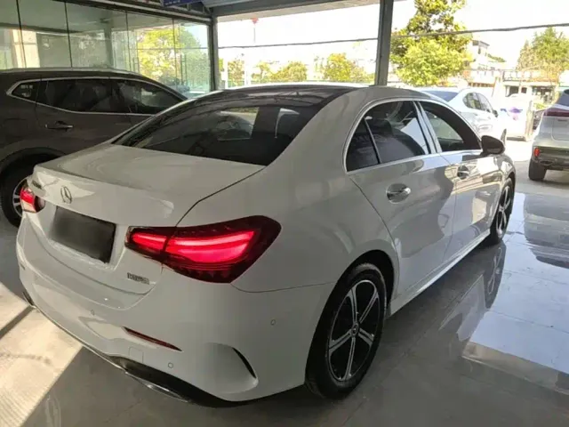 Mercedes-Benz A-Class — Фото автомобиля 6