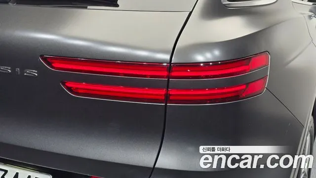 Genesis GV70 — Фото автомобиля 8