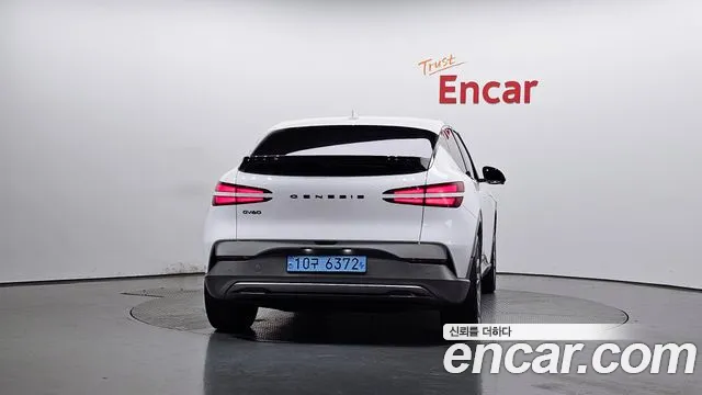 Genesis GV60 — Фото автомобиля 4