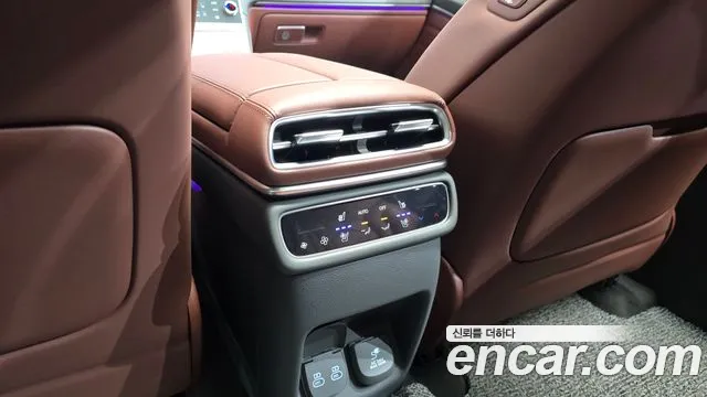 Genesis GV80 2.5T Бензин 2WD — Фото автомобиля 25